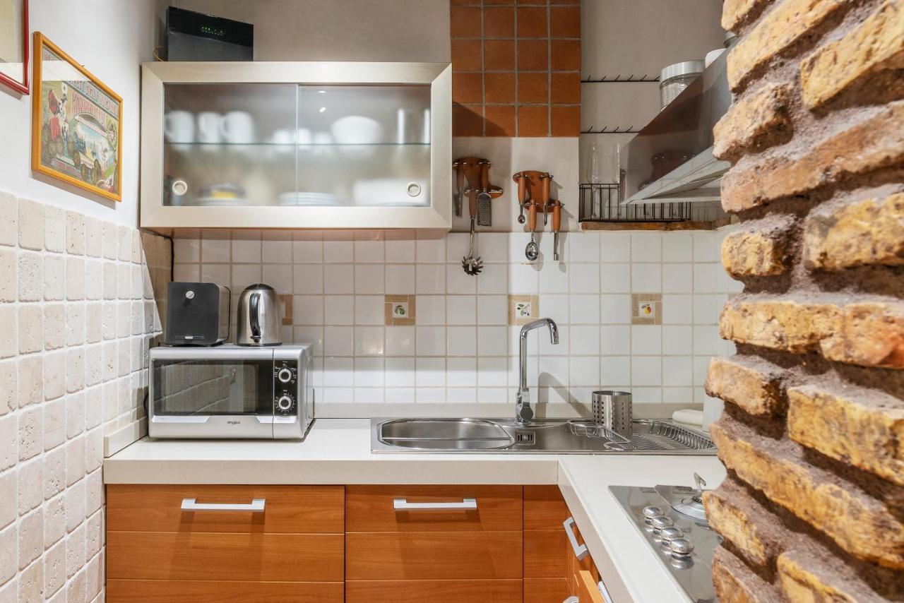 Heart Of Trastevere Studio Flat Rome Exterior photo
